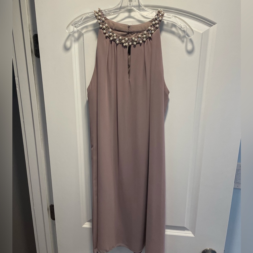 Mauve cocktail dress with pearl neckline